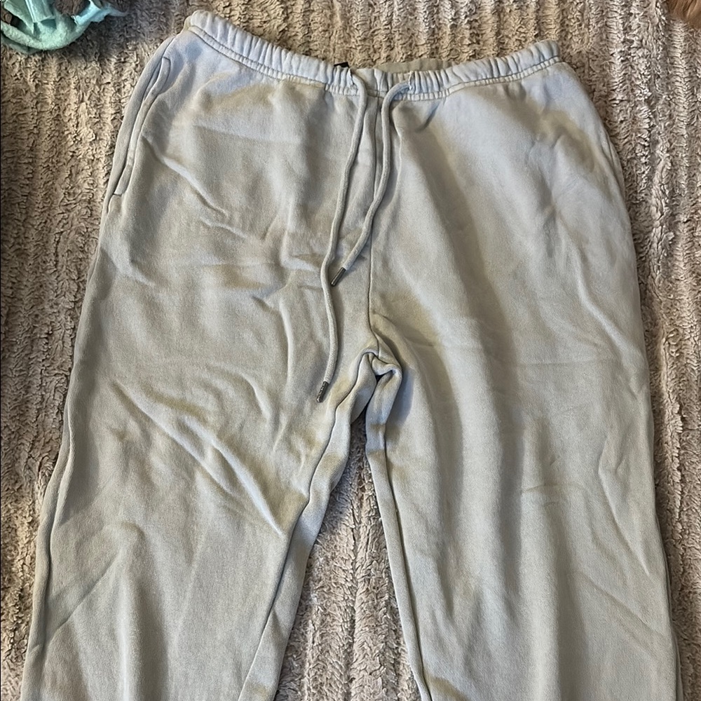 Forever 21 Gray Sweatpants with Elastic Waistband